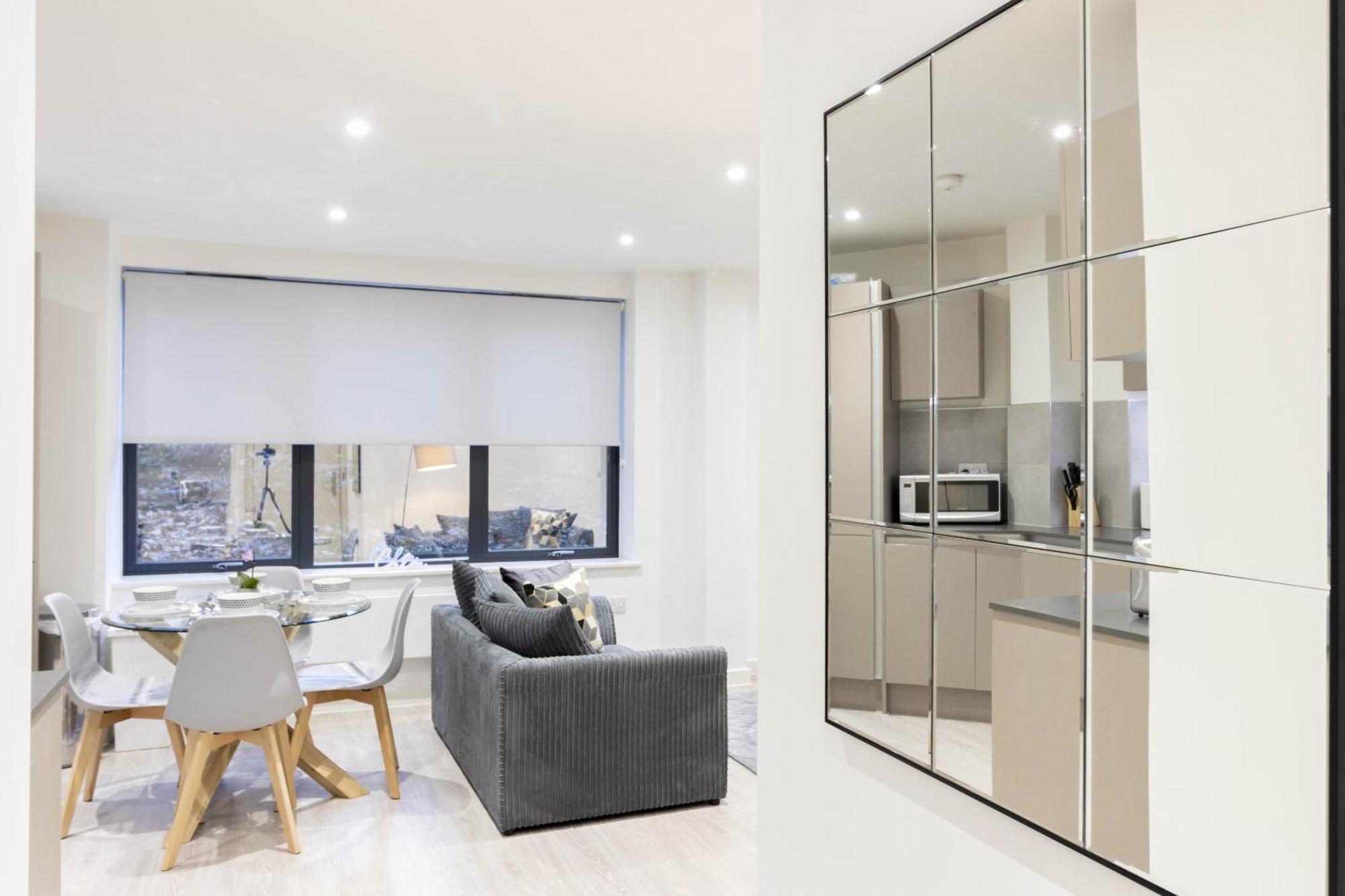 شقة Linacre 1&2 - One And Two Bed Flat Behind The Cathedral With Free Parking And Fast Wifi إكزيتر الغرفة الصورة